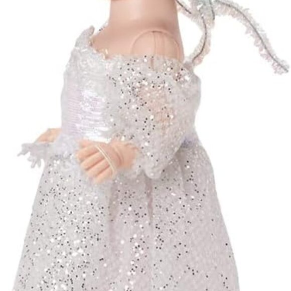 Madame Alexander Waltz of the Snowflake Doll - Picture 4 of 9